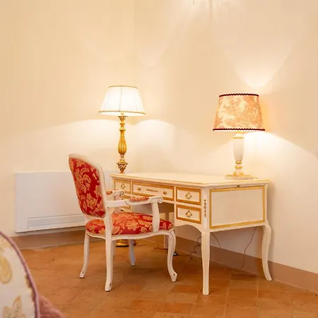 Apartment Dimora Degli Affreschi - Historic Center Assisi